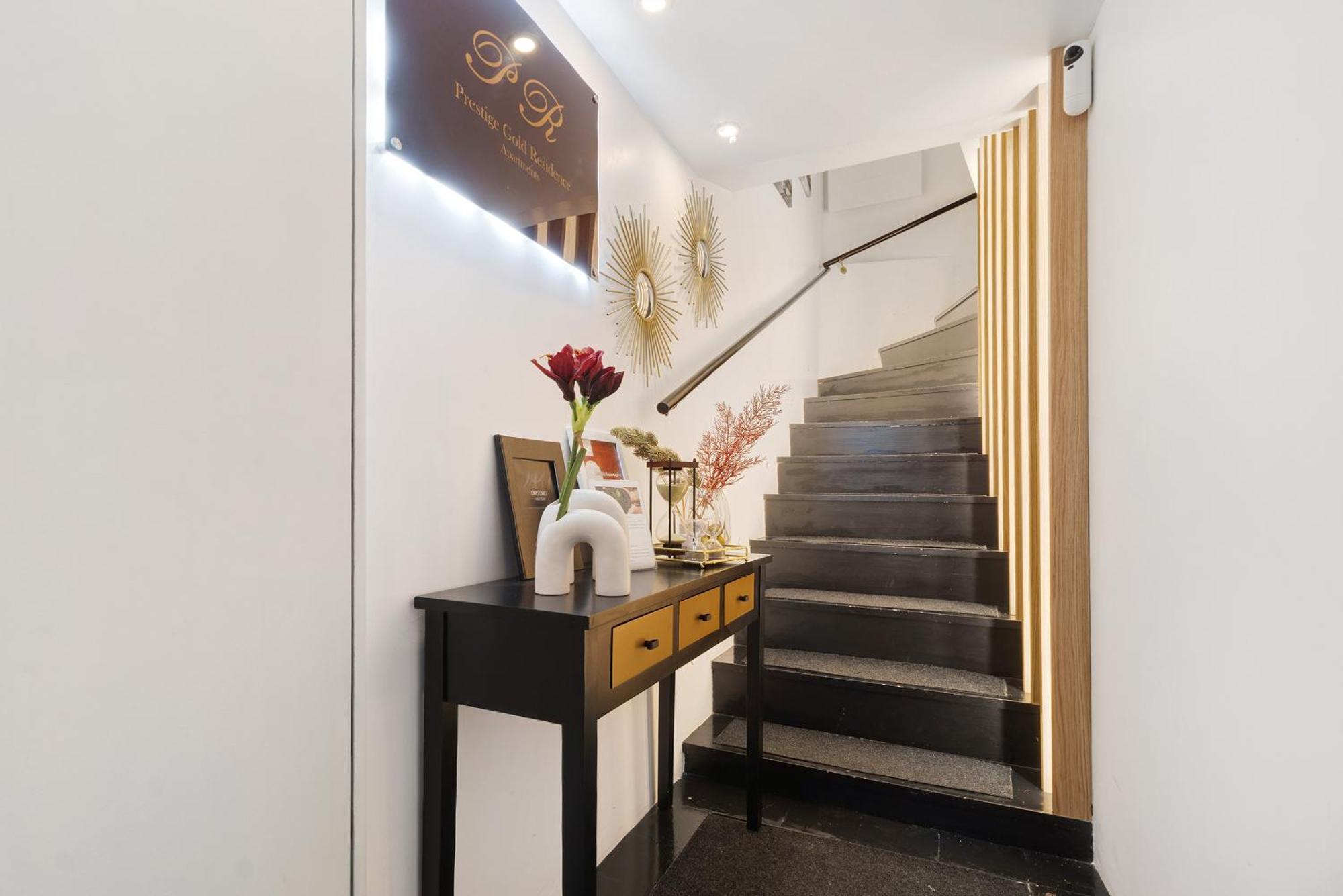 Prestigegoldresidence 1 - Old Town กิมาไรส์ ภายนอก รูปภาพ